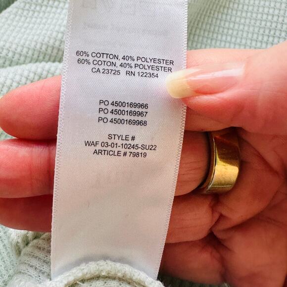 Aritzia TNA Light Mint Green Waffle Knit Long Sleeve Crop Sweater XS - Picture 10 of 11